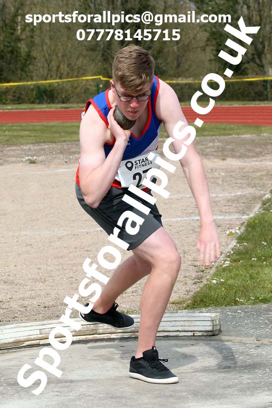 Shot putt, 2021 NECAA Open Graded Meeting, Morpeth. Photo: David T. Hewitson/Sports for All Pics